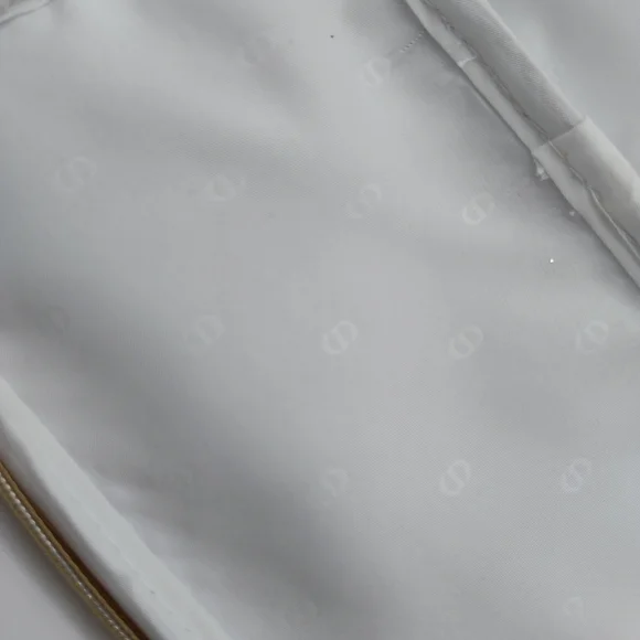 Christian Dior Platinum Beauty GWP Gold Tweed Cosmetic Vanity Pouch NIB - Picture 8 of 11